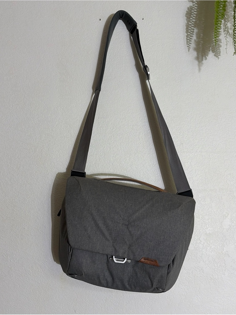 Peak Design Messenger Bag Everyday Shoulder Bag Multi Function Camera EUC!